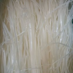 เส้นเล็กเนื้อน้ำตก