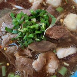 เกาเหลาหมูน้ำตก