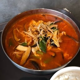 육개장 - ยุกแกจัง