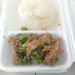 กระเพราเนื้อ