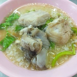 ข้าวต้มหัวปลา