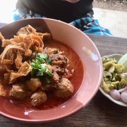 ข้าวซอยลูกชิ้นเอ็นเนื้อ+เอ็นแก้ว 60-