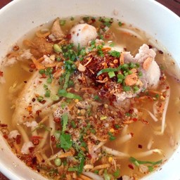 ก๋วยเตี๋ยวต้มยำเส้นหมี่น้ำ