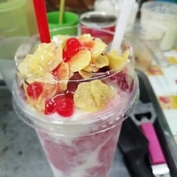 จ๊ะจ๋าน้ำปั่นสุดแซ่บแม่ค้าสุดสวย@ตลาดหทัยมิตร