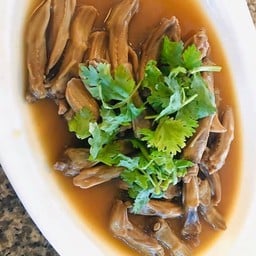 ลิ้นเป็ดตุ๋นเครื่องยาจีน