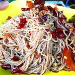ตำเส้นขนมจีนปลาร้า