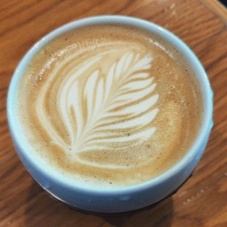 ลาเต้ร้อน