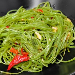 ผัดผักบุ้งฝอย