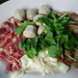 ชุดหม้อไฟเนื้อ ชุดใหญ่ (ไม่เครื่องใน)