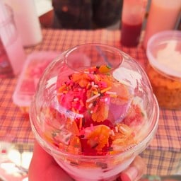 สตรอเบอรี่โยเกิร์ต by ปูเป้ เบอร์รี่