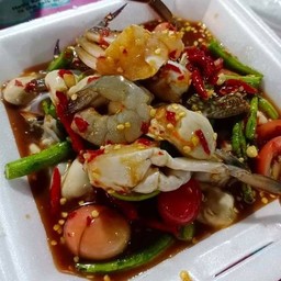 ตำเกาเหลาปูม้ากุ้งสดนางรม