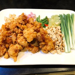 แหนมเอ็นข้อไก่