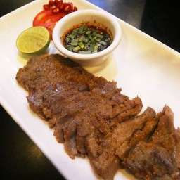 ิเนื้อย่างจิ้มแจ่ว