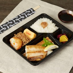 เซตปลาฮอกเกะย่างเกลือ