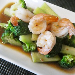 บล็อคคอรี่ผัดกุ้ง