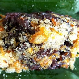 ข้าวเหนียวดำหน้าปลาแห้ง