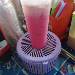 นมเย็น