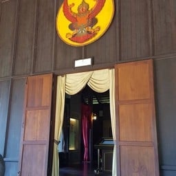 พระราชวังรัตนรังสรรค์