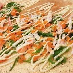 เครปวนิลา ปูอัด+ไข่กุ้ง+ยำสาหร่าย (Original Vanilla crepe x Crab Stick x Tobiko x Hiyashi Wakame)