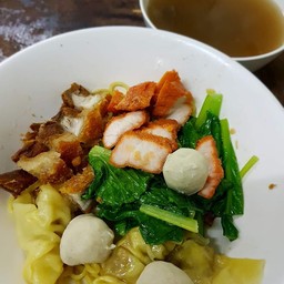 หมี่ชายสี่เมืองทอง