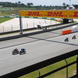 ภาพตอนแข่ง Moto 3 จาก Main Grandstand