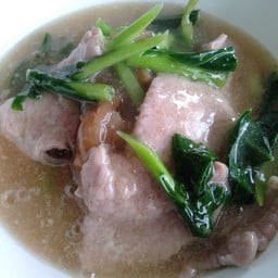 ราดหน้านายพัน
