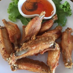 ปีกไก่ทอดเกลือ