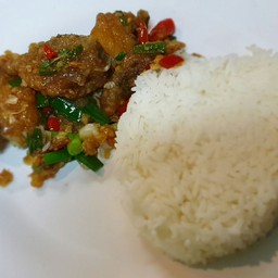 ข้าวปลาผัดพริกเกลือ