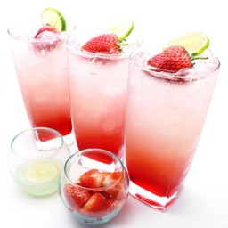 สตรอว์เบอร์รี่โซดา