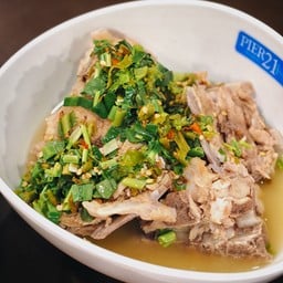 ก๋วยเตี๋ยวตรอกโรงหมู Terminal 21 (Pier 21)