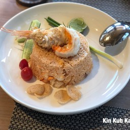 ข้าวผัดมันกุ้งแม่น้ำ