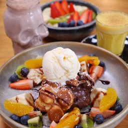 Mama Bear Cafe