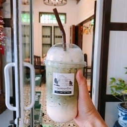ชายกว๊าน กาแฟ