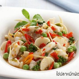 ปลาหมึกไข่ผัดฉ่า
