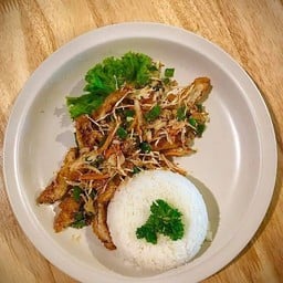 ข้าวยำไก่แซ่บ