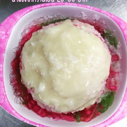 น้ำแข็งไส ใส่เครื่อง 5 อย่าง(เลือกน้ำหวานได้)