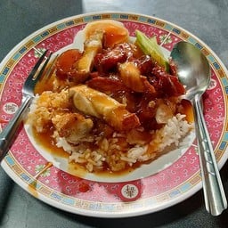 ข้าวหมูแดงป้าแสง