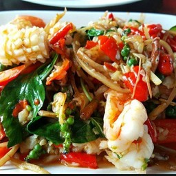 รวมมิตรทะเลผัดฉ่า