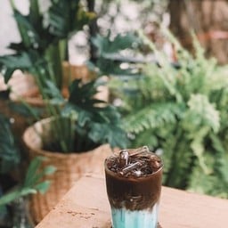 (อาคิระ) akira milktea&cafe