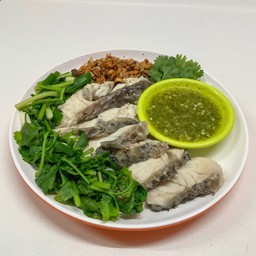 เนื้อปลากะพงลวกจิ้ม