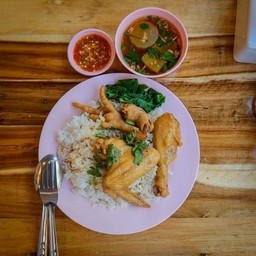 เมืองกรุงก๋วยเตี๋ยวไก่มะระ ม.รังสิต