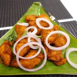 ไก่ทอดเครื่องเทศ65