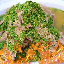 เล้งแซ่บกลาง