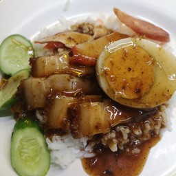 ข้าวหมูแดงหมูกรอบ