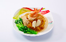 ราดหน้าเส้นใหญ่ เส้นหมี่ (ร้านราดหน้า-สุกี้ สยามอินเตอร์)
