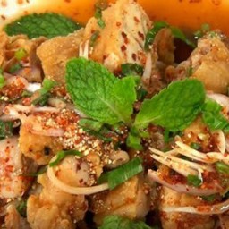 ยำไก่แซบ นัว เป็นกับข้าว