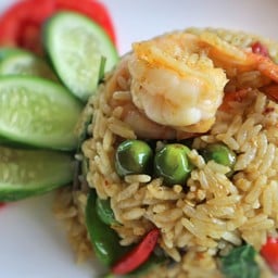 ข้าวผัดเขียวหวานกุ้ง