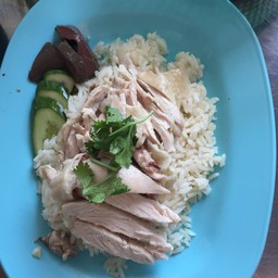 ข้าวมันไก่ต้ม