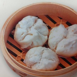 ซาลาเปาไส้หมูแดง