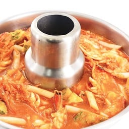 แกงส้มกุ้งชะอมไข่ไหลบัว